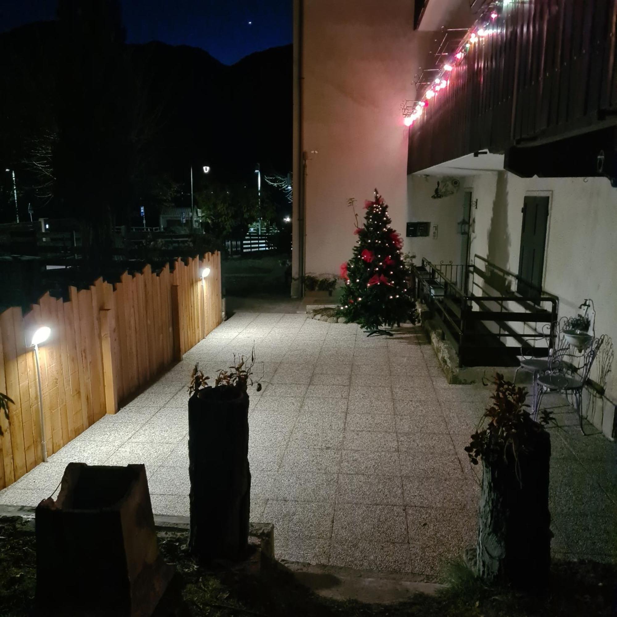 Bioledro Casa Lena Apartamento Mezzolago Exterior foto