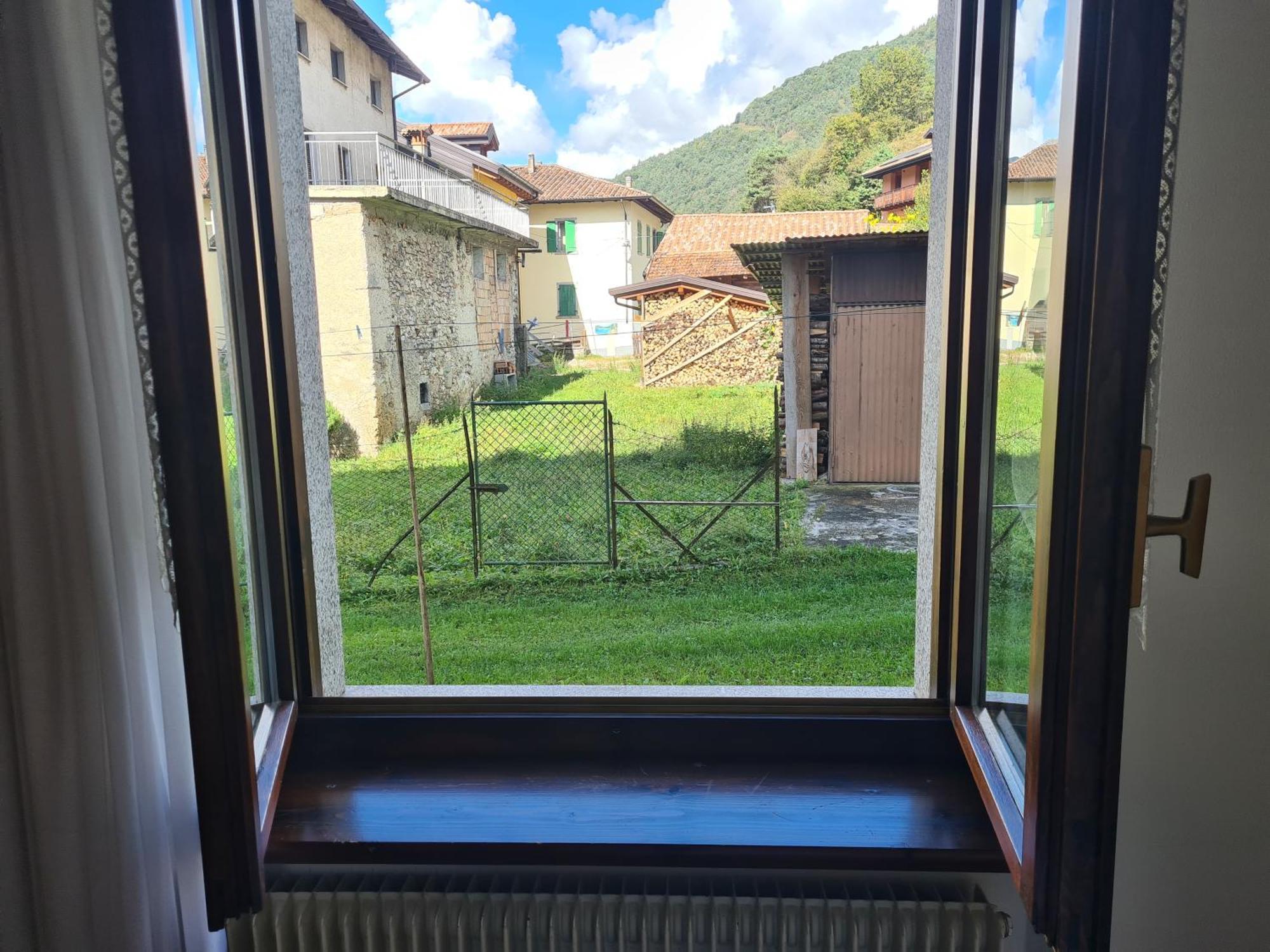 Bioledro Casa Lena Apartamento Mezzolago Exterior foto
