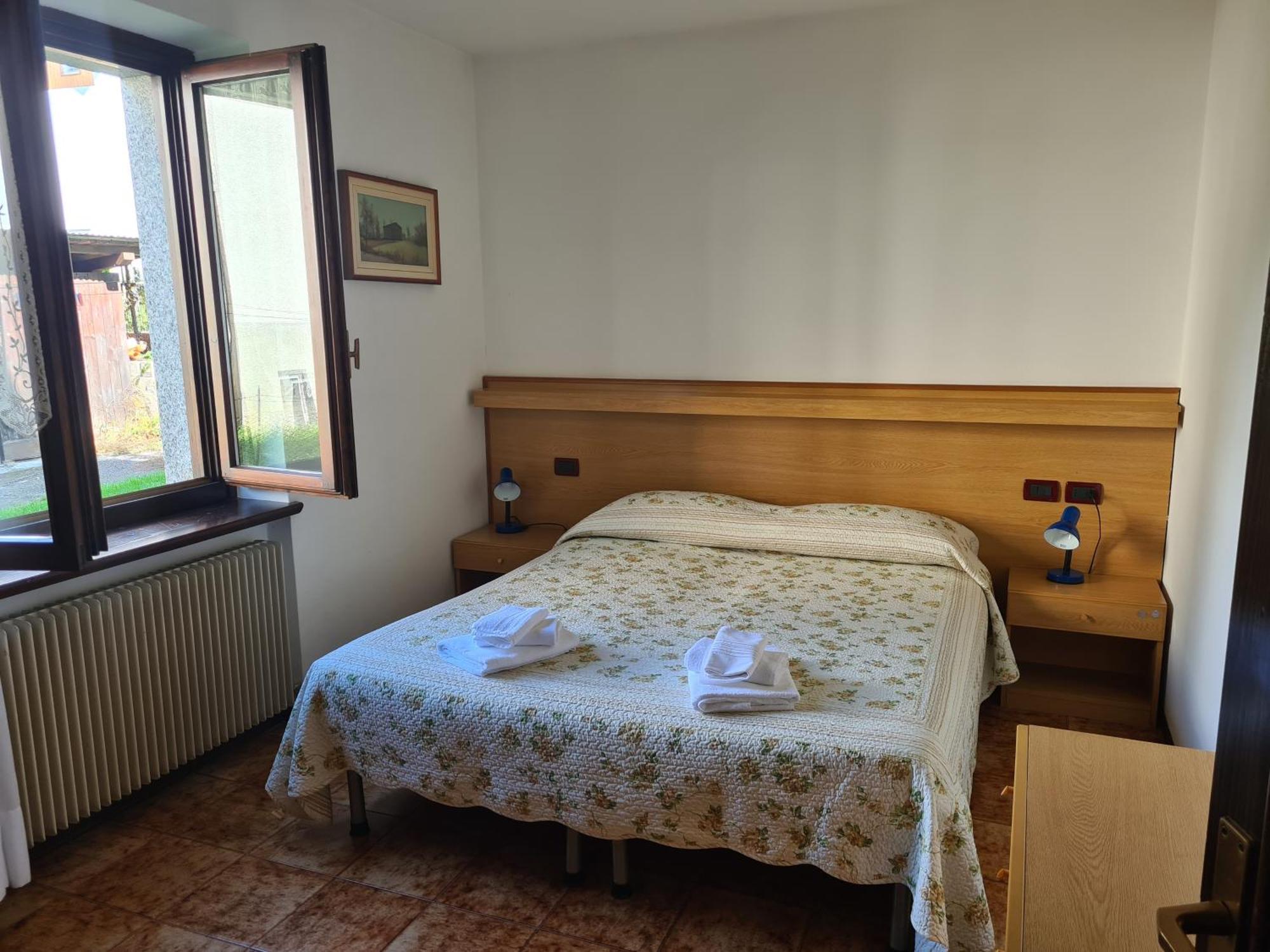 Bioledro Casa Lena Apartamento Mezzolago Exterior foto
